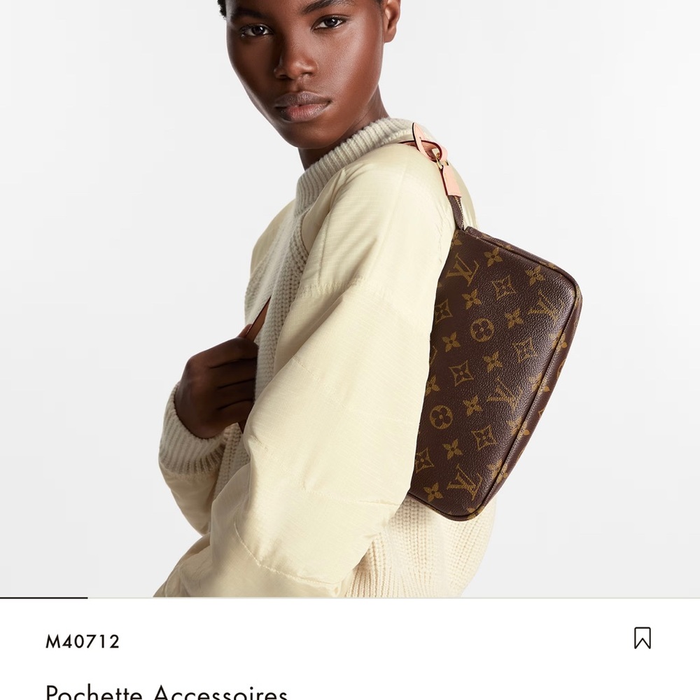 Authentic Louis Vuitton bag (used only couple times) - Picture 10 of 10